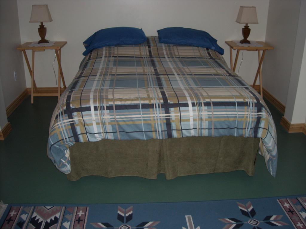 Gite Pousse Pioche Bed & Breakfast Notre-Dame-des-Monts Room photo